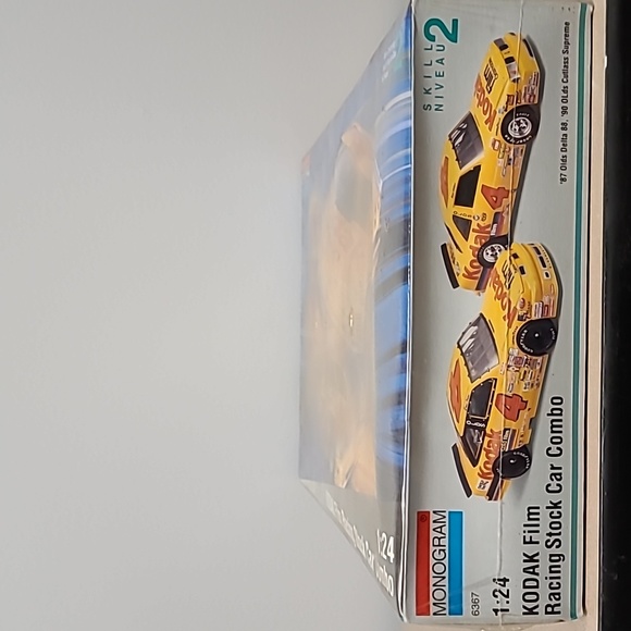Monogram: New in Box | Sealed -  Kodak Film Racing Stock Car Combo - Picture 5 of 7